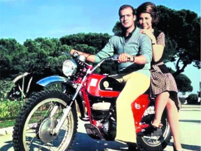 Las fotos con las que la Familia Real jugó al despiste con la prensa española