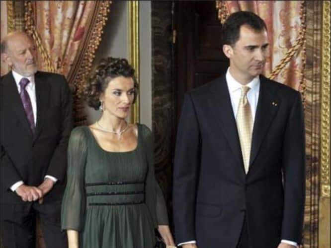La reina Letizia es humana, también se equivoca de estilismo