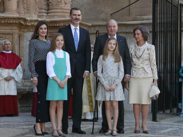 Doña Sofía se planta ante la última humillación de Letizia a la infanta Elena