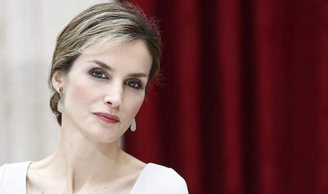 La reina Letizia recibe una puñalada por la espalda de quien menos lo esperaba