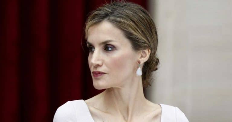 Letizia, destrozada ante la publicación de su biografía más polémica