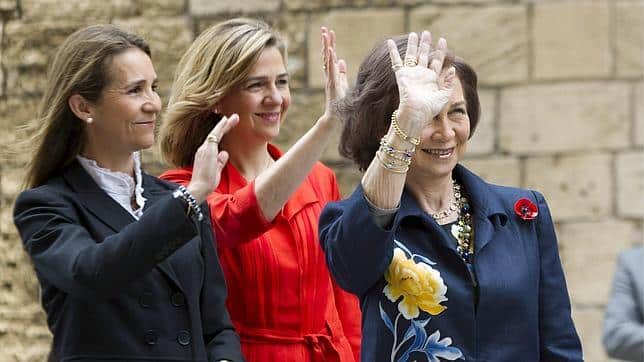 Doña Sofía humilla a la Reina Letizia y estalla la guerra en Casa Real