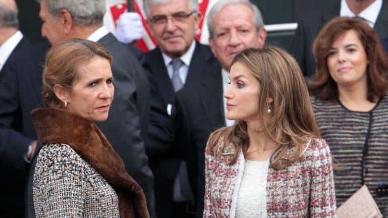 Arde Zarzuela: Choque de trenes entre la reina Letizia y la infanta Elena