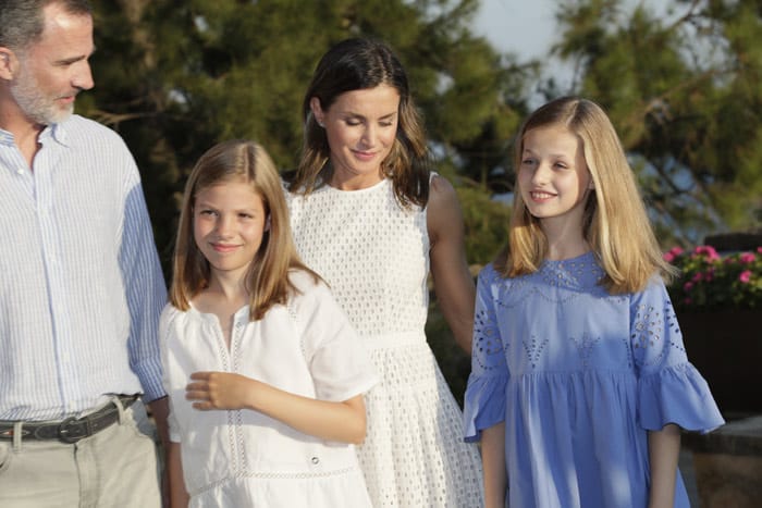 La reina Letizia discute con don Felipe por culpa de Leonor y Sofía