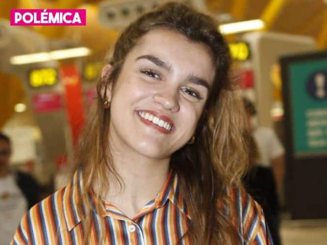 Presenciamos la grotesta escena de Amaia Romero con una fan en el Orgullo: «déjame en paz»