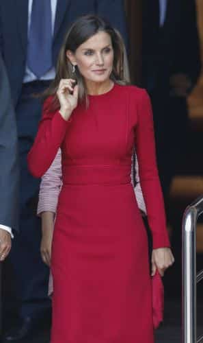 Insólito: Letizia desafía a los católicos con un gesto muy irreverente