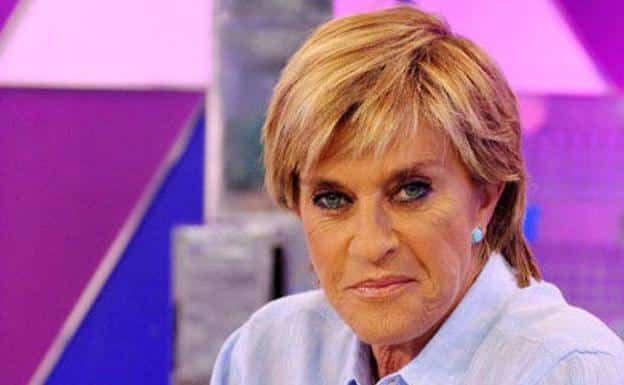 Chelo García Cortés en su peor momento, acorralada por sus compañeros tras la llamada de Isabel Pantoja