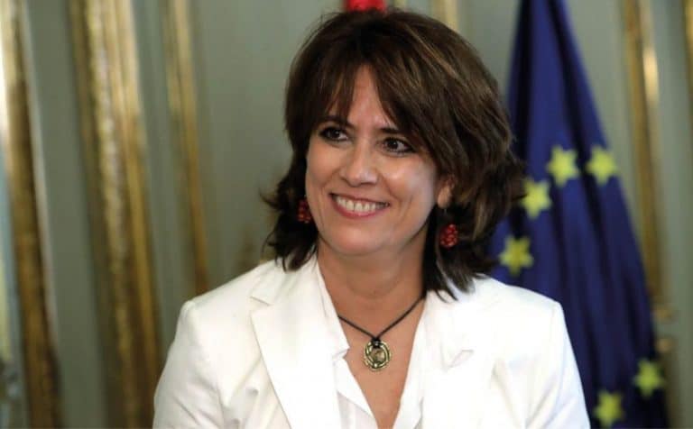 Así es Dolores Delgado, la ministra de Justicia acorralada por Moncloa.com