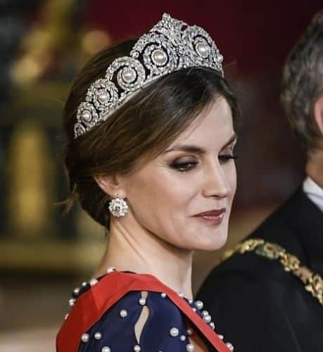 María Zurita desafía a la reina Letizia, otra vez, y provoca un cisma en Zarzuela en un día clave reina Letizia