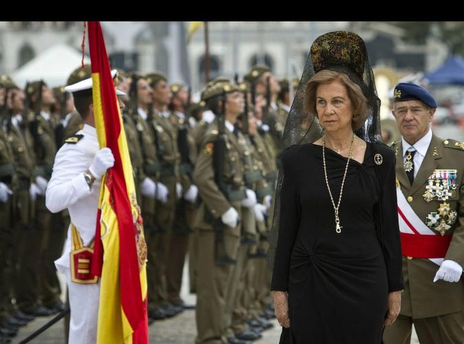 Don Juan Carlos abandona a doña Sofía en su momento más triste y doloroso