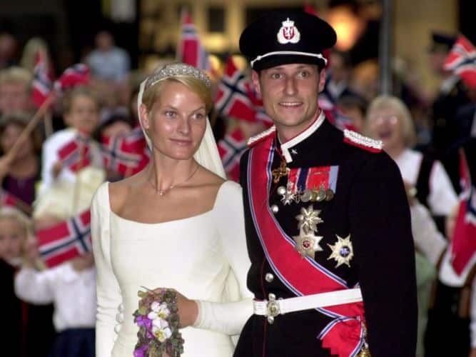 Conmoción en Noruega: La princesa Mette-Marit anuncia que padece una grave enfermedad