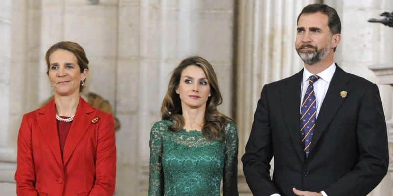 Don Juan Carlos y doña Sofía, muy preocupados por la infanta Elena