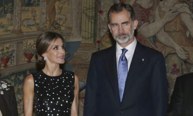 La reina Letizia y su petición a don Felipe: “A Cristina la quiero bien lejos”