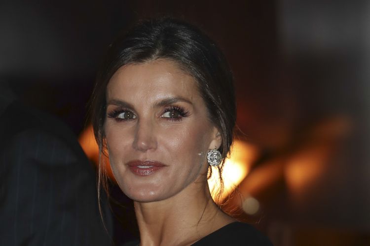 Existe preocupación en Zarzuela por la adicción de la reina Letizia a la belleza