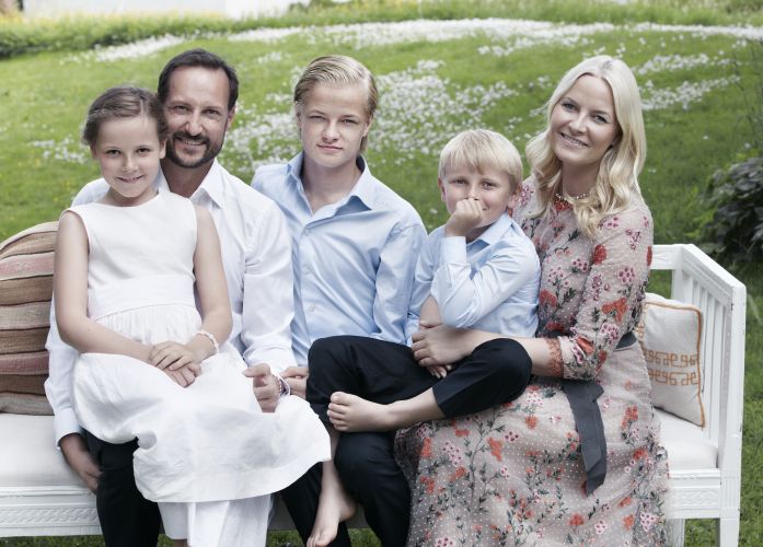 Conmoción en Noruega: La princesa Mette-Marit anuncia que padece una grave enfermedad