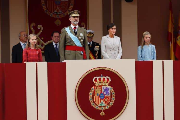 La reina Letizia la lía otra vez en el colegio donde estudian Leonor y Sofía