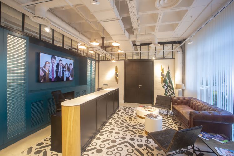Nuevo Edificio Business Center de Viajes El Corte Inglés