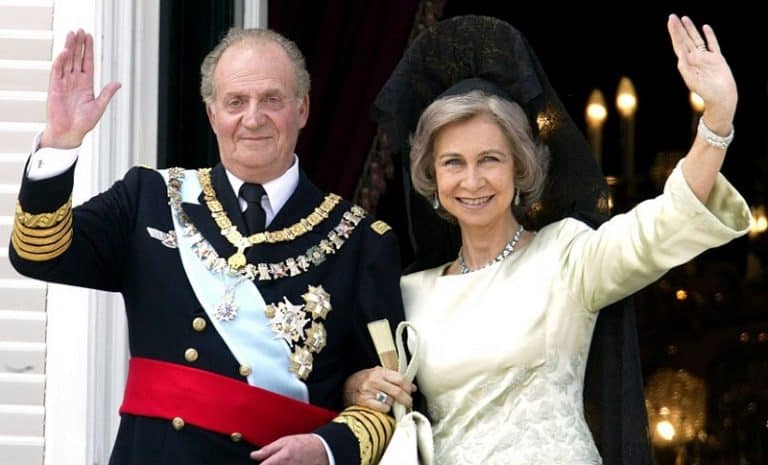 El pacto de doña Sofía y don Juan Carlos, sin amor pero multimillonarios