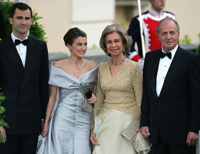 Doña Sofía marca distancias con Letizia y estalla la guerra entre reinas