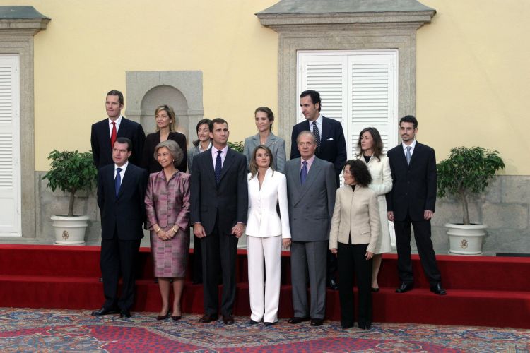 Escándalo en Zarzuela tras la respuesta a la demanda del padre de Letizia Ortiz