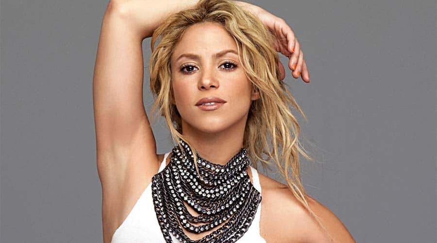 Shakira se lo pasa bomba en Disney con sus hijos... Pero sin Piqué