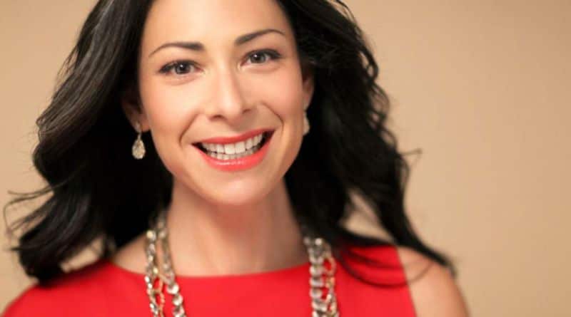 Stacy London.