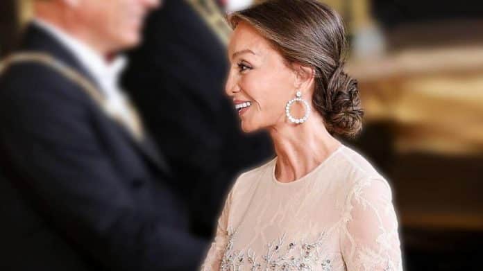 Isabel Peysler en una recepción oficial