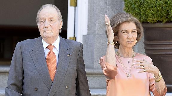 «¡Idiota!, ¡estúpido!»: Brutal discusión en público de la reina Sofía y el rey Juan Carlos