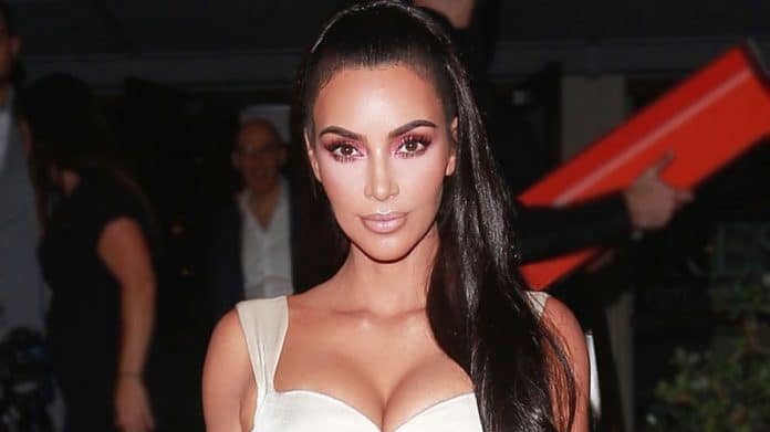 Kim Kardashian, Instagram, Jennifer López