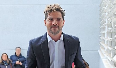 David Bisbal muestra su peor cara con un feísimo gesto a Elena Tablada en el juicio por su hija