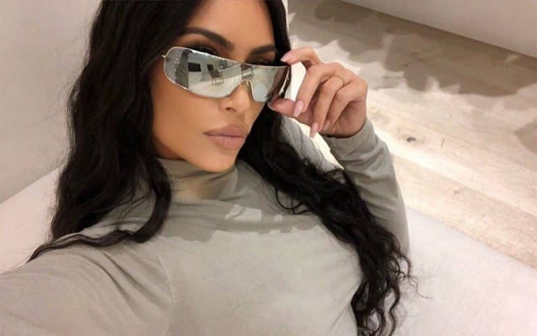 Kim Kardashian de angelito no tiene nada (o sino vean)