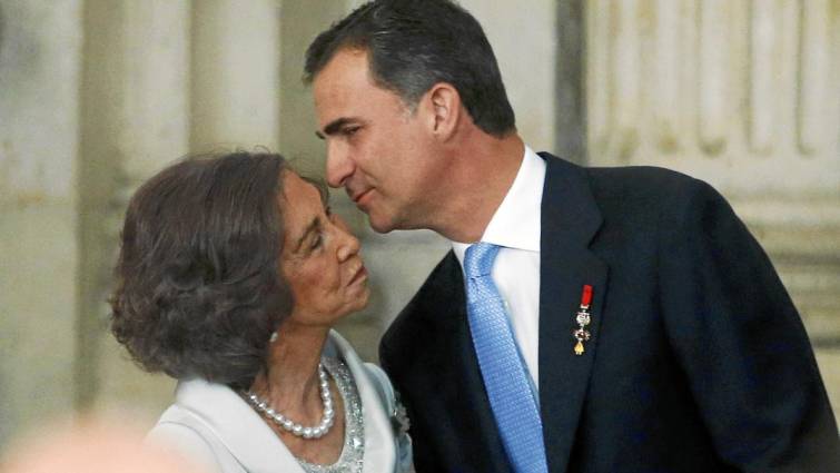 Doña Sofía no consigue olvidar el día en que Letizia le quitó lo que más quería