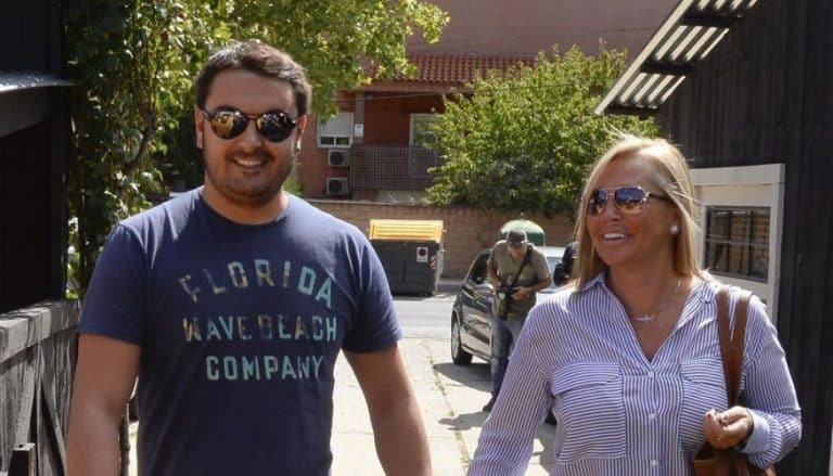 Belén Esteban celebra su cumpleaños al lado de su marido, Miguel Marcos