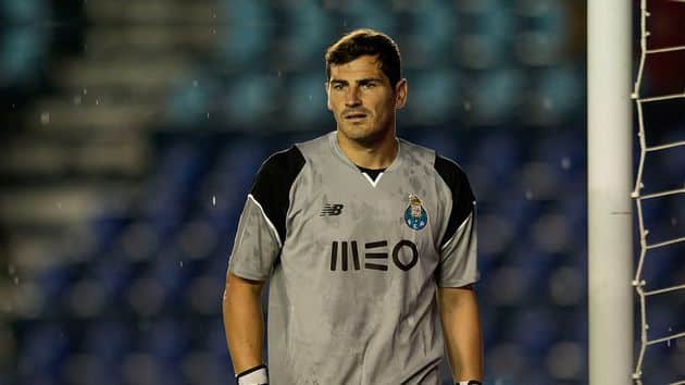Alerta: Iker Casillas sufre un infarto
