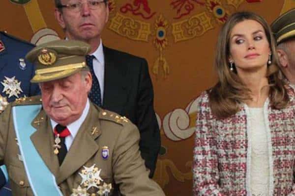 letiziajuancarlos Don Juan Carlos estalla, harto de las humillaciones que ha tenido que aguantar de Letizia