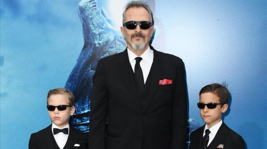 La drástica contestación de Nacho Palau a la polémica foto de Miguel Bosé con sus hijos