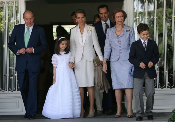 La infanta Elena y su hija, protagonistas de un grave escándalo que salpica a Letizia