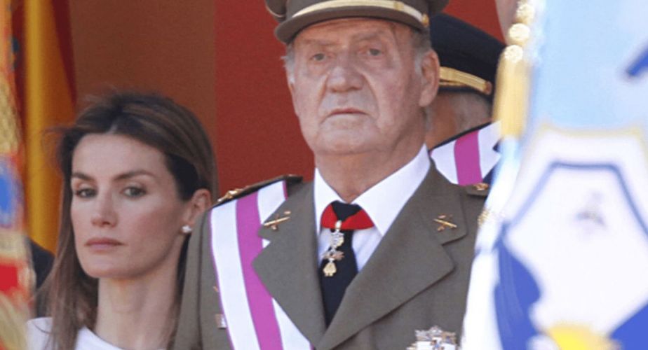 Don Juan Carlos y doña Sofía hunden a Letizia dándole donde más le duele