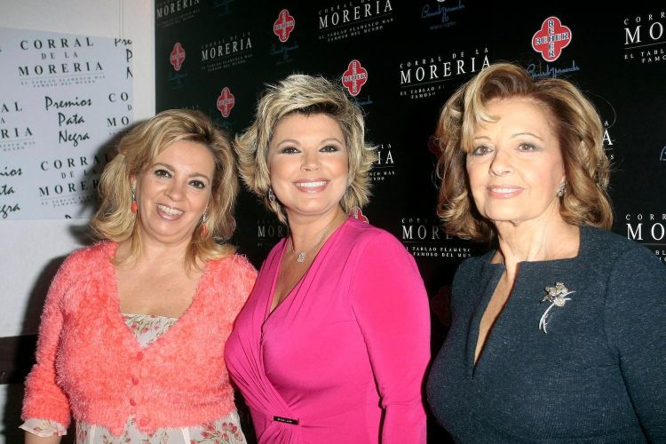 María Teresa, Carmen y Terelu