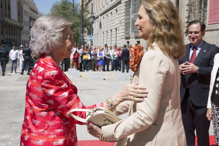 reinasofiainfantaelena Doña Sofía se planta ante la última humillación de Letizia a la infanta Elena
