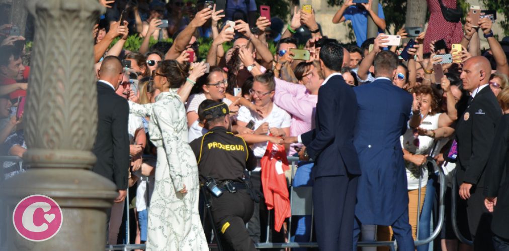 Vídeo escándalo: Victoria Beckham burla la seguridad de la boda de Ramos y Pilar Rubio