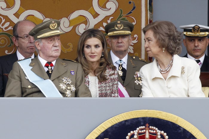 Don Juan Carlos y doña Sofía se lanzan contra Letizia y la destrozan