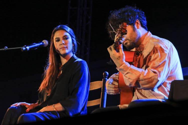Alba Molina durante el acto " Gran homenaje a Manuel Molina " en Sevilla 