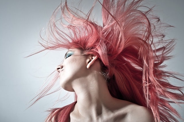 Controla la caída del pelo en otoño con estos 10 trucos caida del pelo teñido