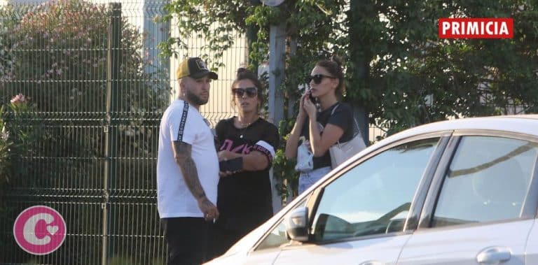Primicia: Primeras fotos de Kiko Rivera y Agustín Pantoja viendo a doña Ana, ingresada de urgencia