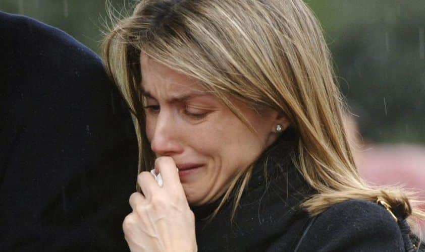 letizia llorando Imagen desgarradora: la foto de la hermana muerta de Letizia que hace llorar a la reina