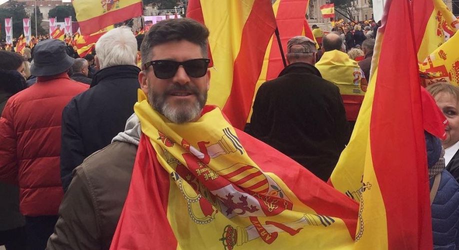 Estos son los famosos que se han posicionado en contra de Pedro Sánchez votando a VOX