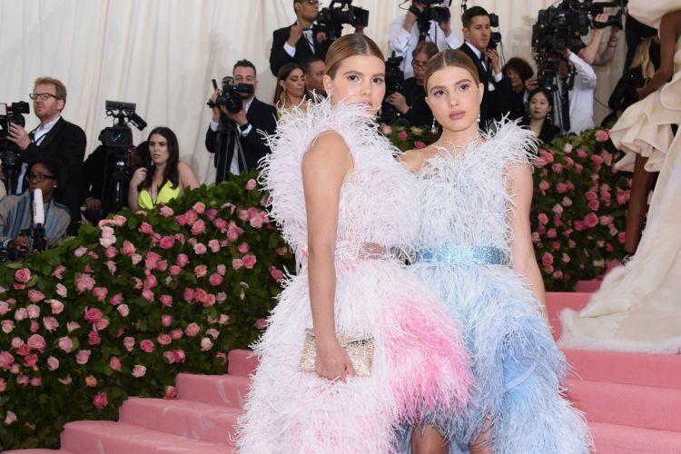 El debut de las hijas de Julio Iglesias en su presentación en sociedad