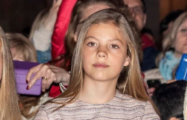 La infanta Sofía, condenada a ser la segundona para Felipe y Letizia