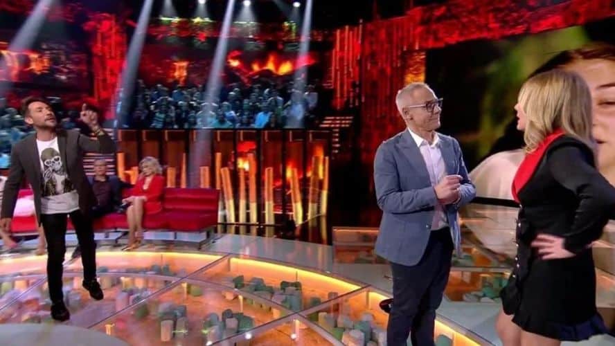 Belén Ro, perdida: Antonio David le clava un navajazo mortal y se proclama vencedor